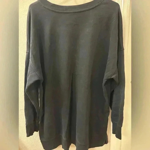 Old Navy black sweatshirt tunic top. Size XL. Perfect for winter! - Picture 2 of 4